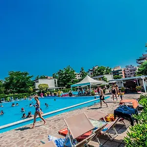 Aparthotel Village, Lido Adriano